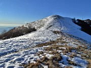 32 Ed ora salgo in vetta al Linzone (1392 m) 